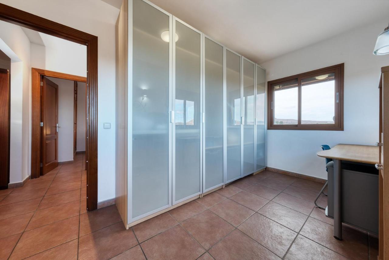 Casa Elin-Shared Pool, Fast Wifi Villa Costa Teguise Exterior foto